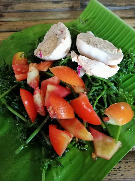 Kusina Luntian Paco Salad *